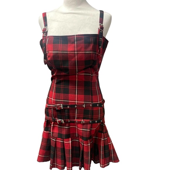 Stiletto Dresses & Skirts - Red Plaid Schoolgirl/Uniform Jumper/ Dress. Size L (teens) runs small